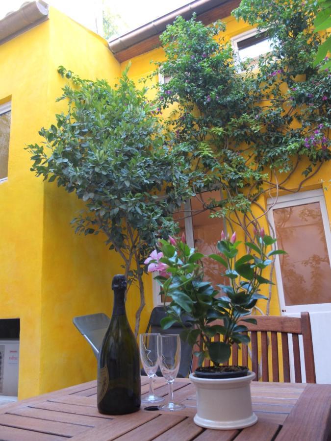 La Maison Jaune Sete Exterior photo