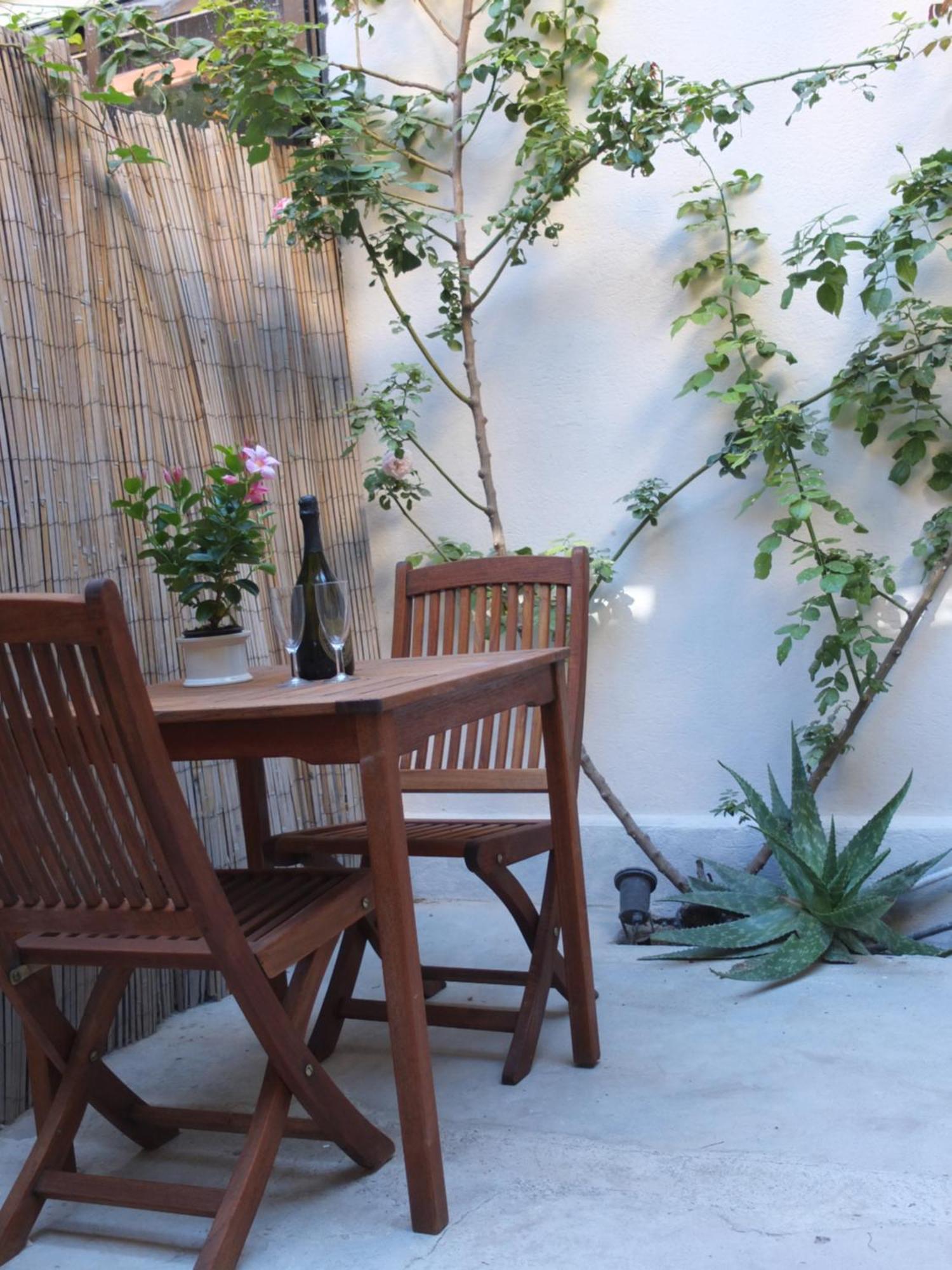 La Maison Jaune Sete Room photo